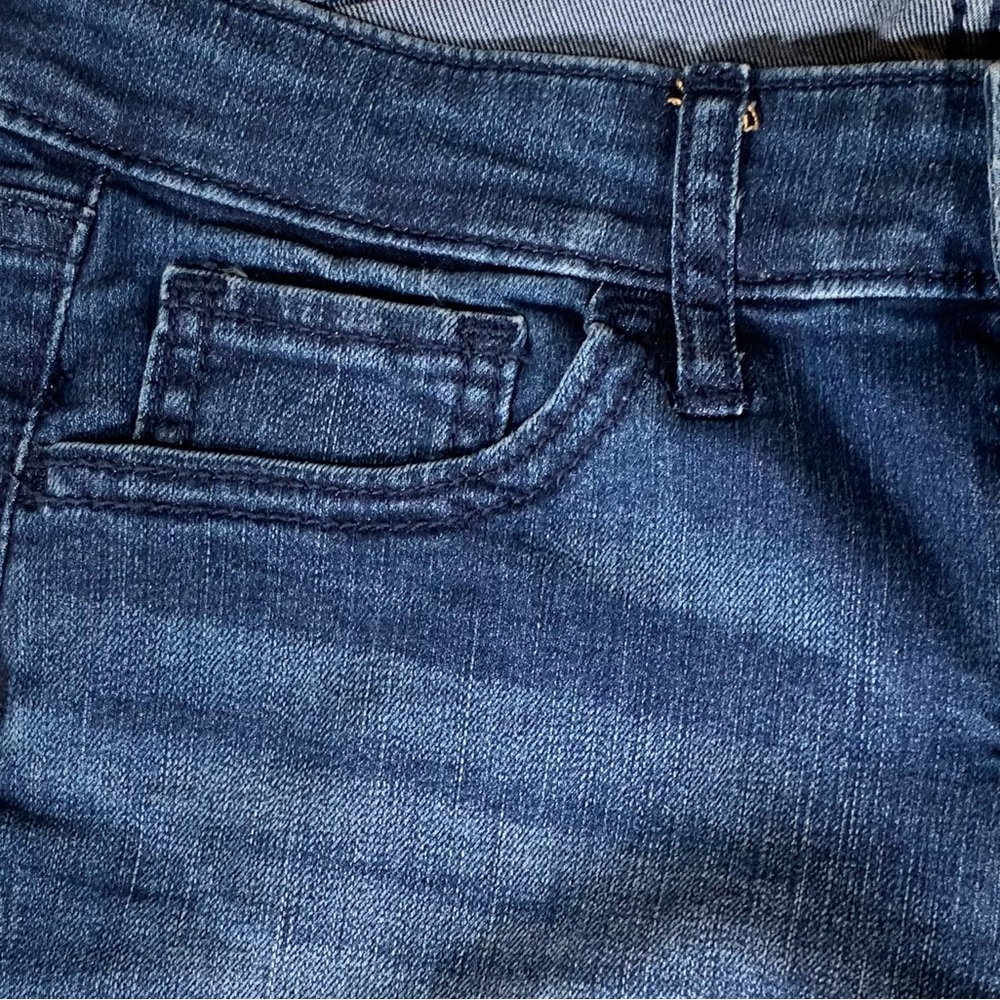 Women's Blue Jeans - Picture 3 of 12